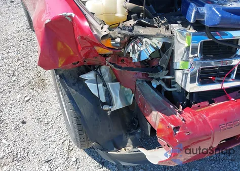 2011 Ford Escape Xls z USA, uszkodzony, nr VIN 1FMCU0C79BKA80170